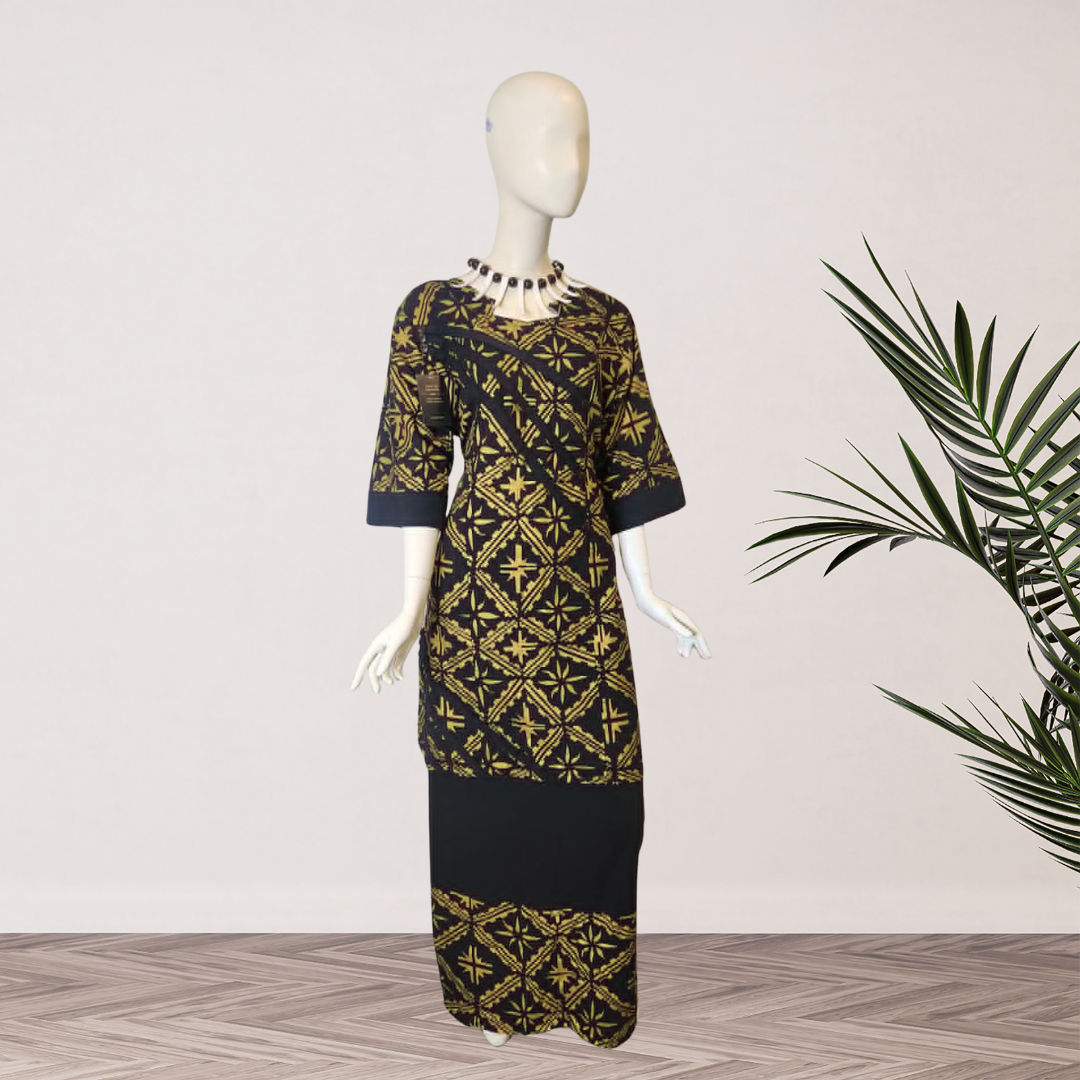 Black and Gold All-Over Elei Puletasi - Size 20