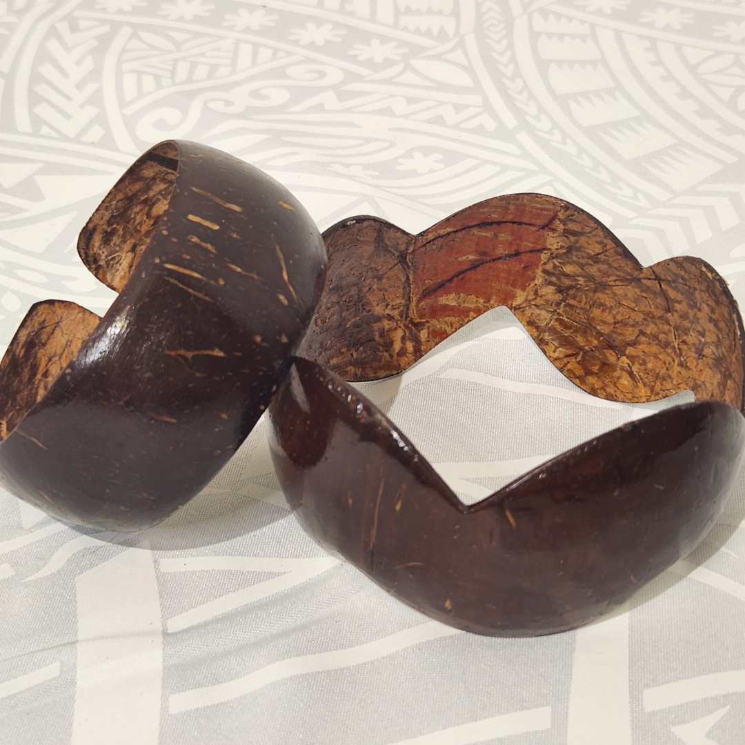 Coconut Shell Armband - Large