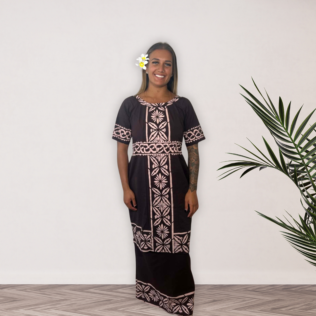 Mama Va Signature Puletasi – Sizes 16, 18, 20